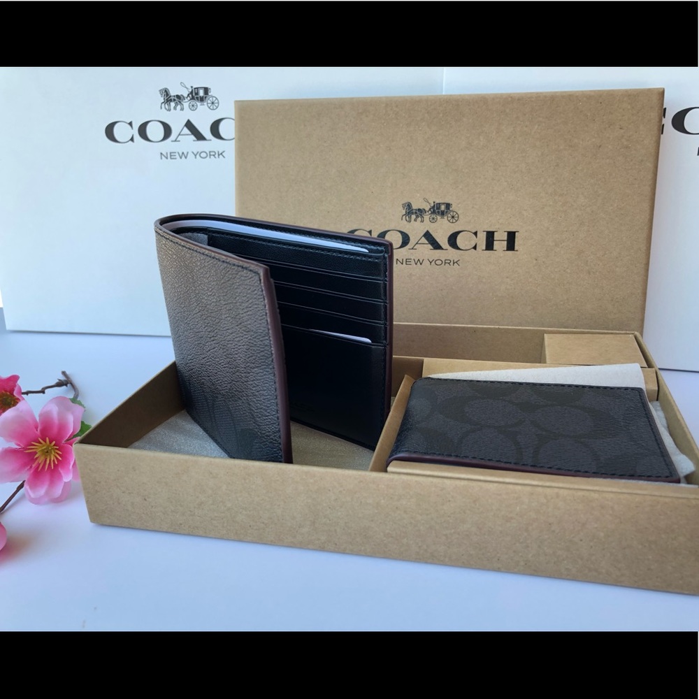 ✅❤️❎ Coach Men’s Wallet Gift Set in Signature - Picture 5 of 8